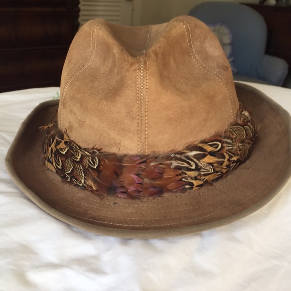 Other - VTG leather hat with feathers